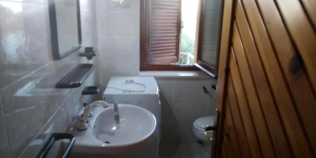Orosei-Sardegna-Appartamento 5 posti letto con giardino