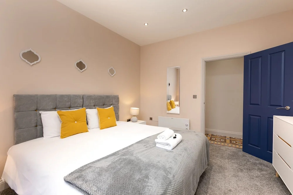 KVM - Regency Apartment