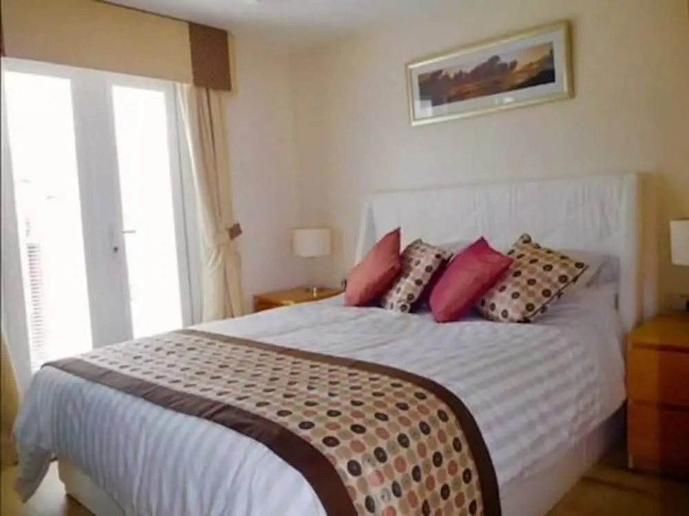 Surfside Chalet