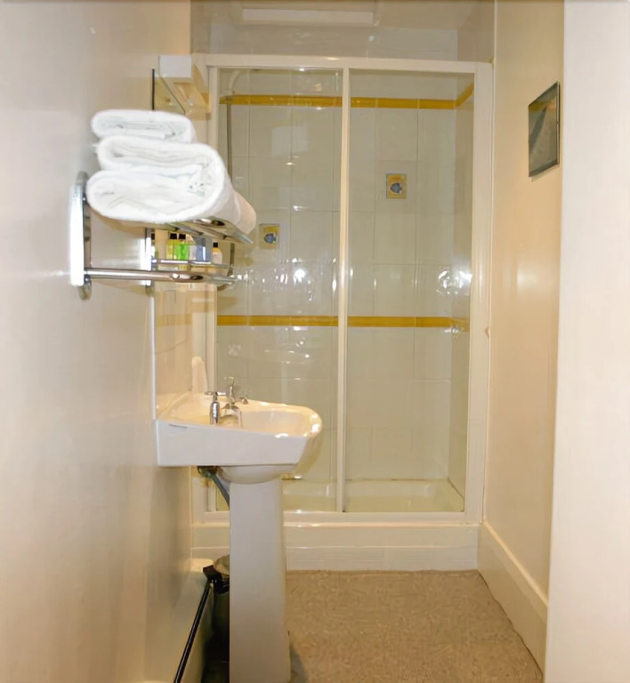 Five Rise Locks Hotel