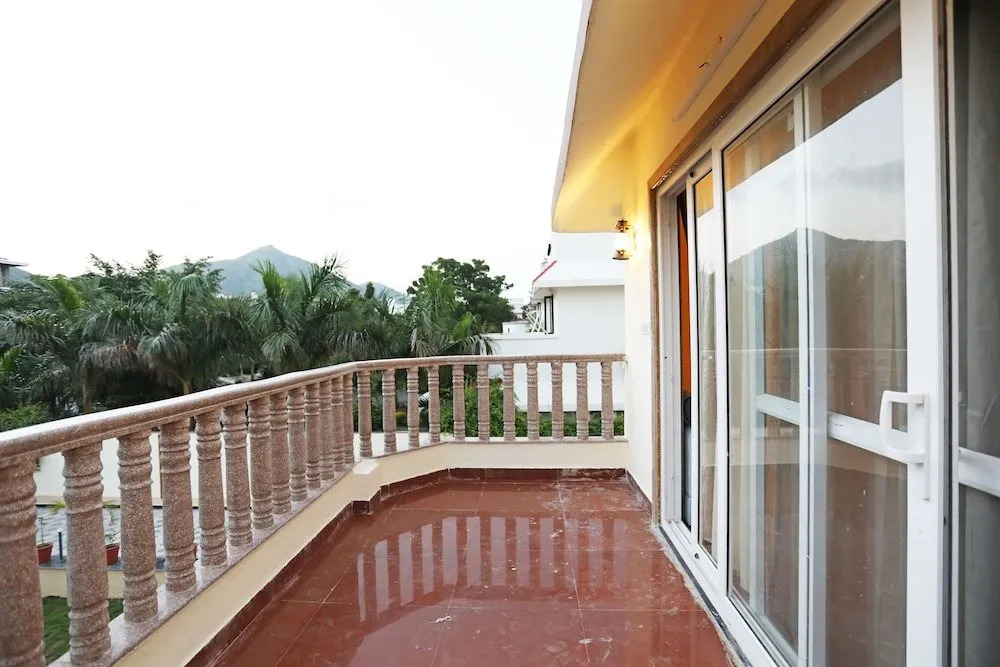 OYO 9428 Home Hill View Goverdhan Vilas