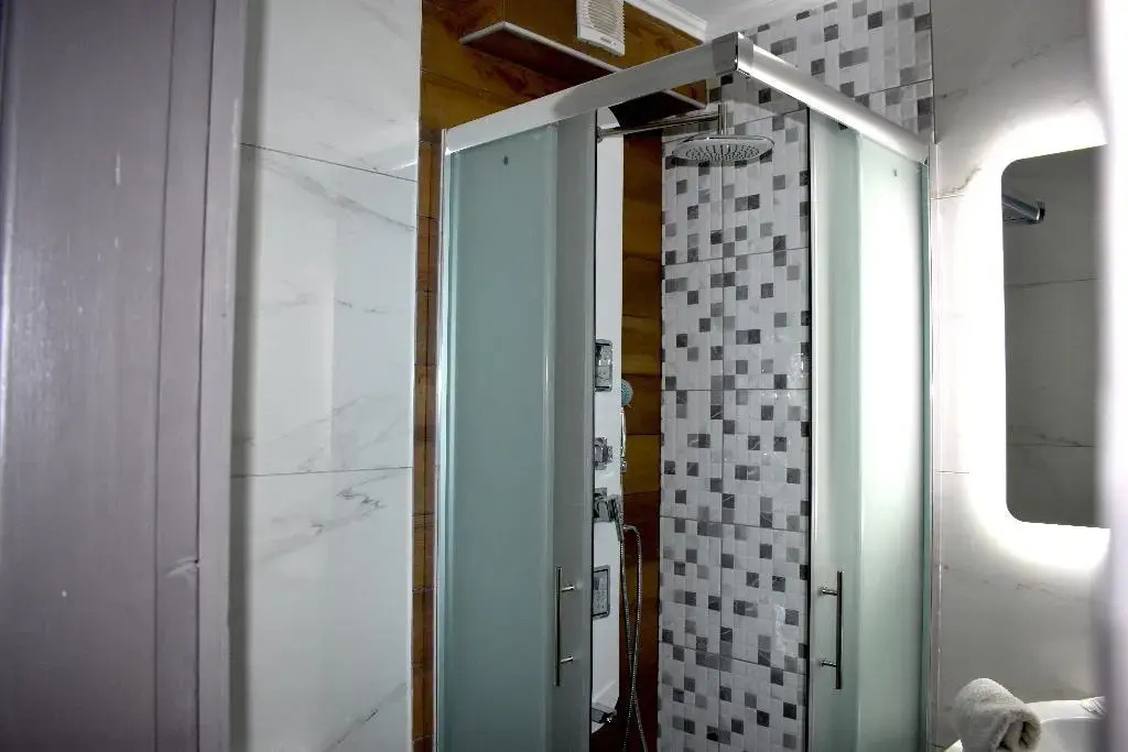 Polykratis Rooms