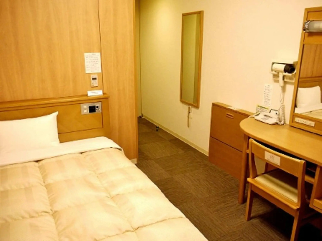 Hotel Route-Inn Tomakomai Ekimae