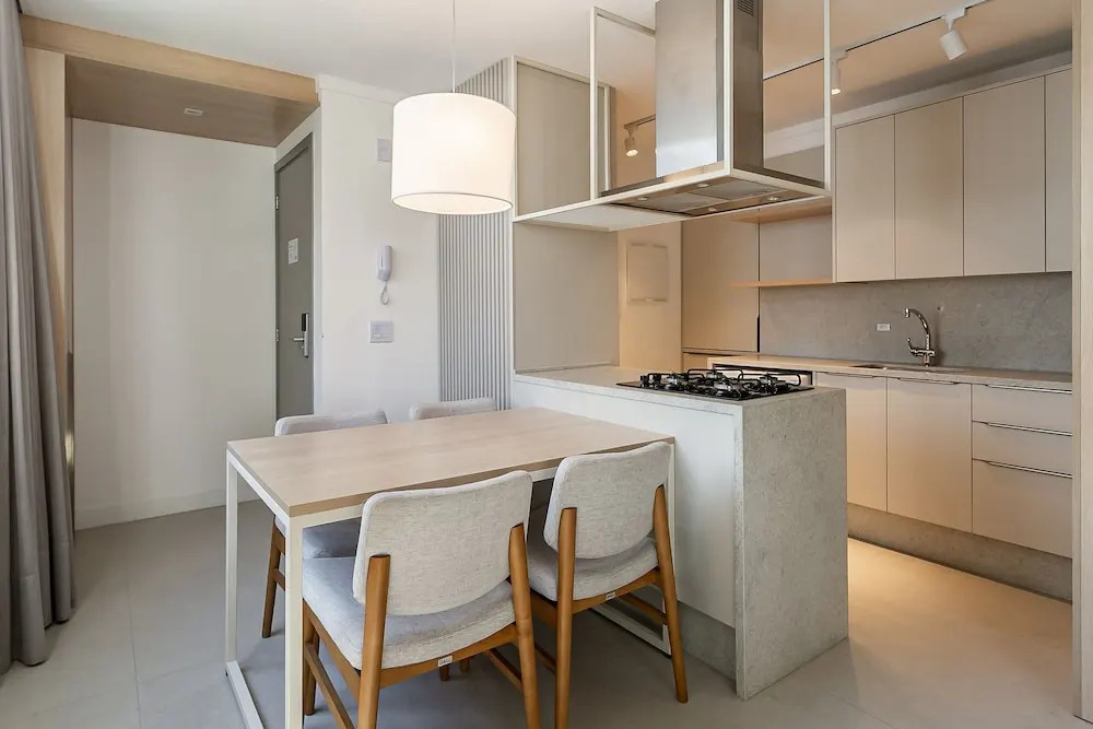 Xtay Soho Florianópolis - Estúdio com cozinha próximo ao beira-mar norte