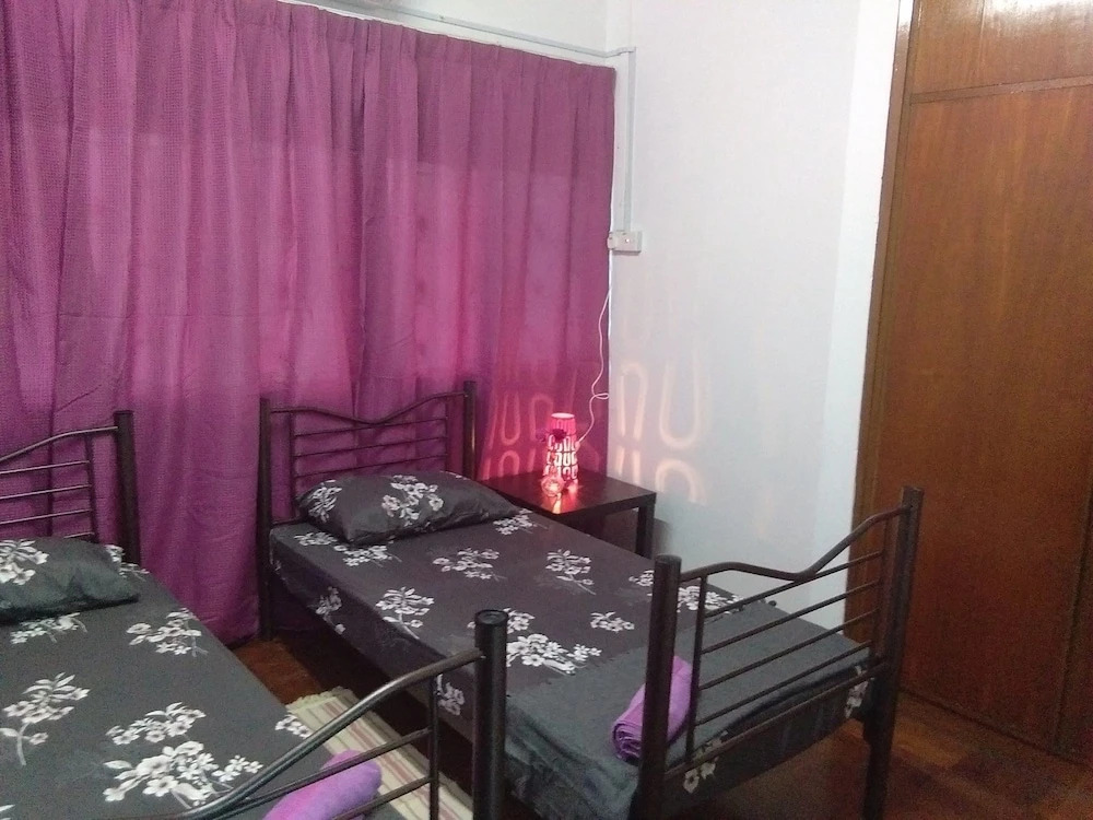 Purpleberry Inn