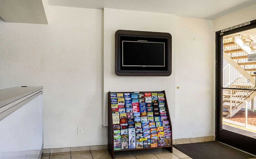 Motel 6 Fresno - SR 99