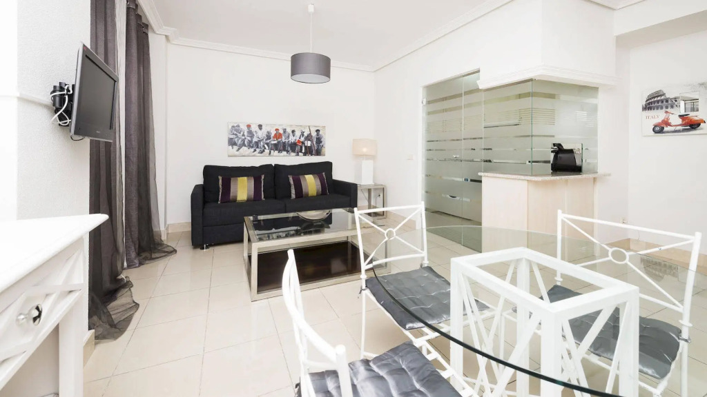 WooTravelling Plaza de Oriente HOMTELS