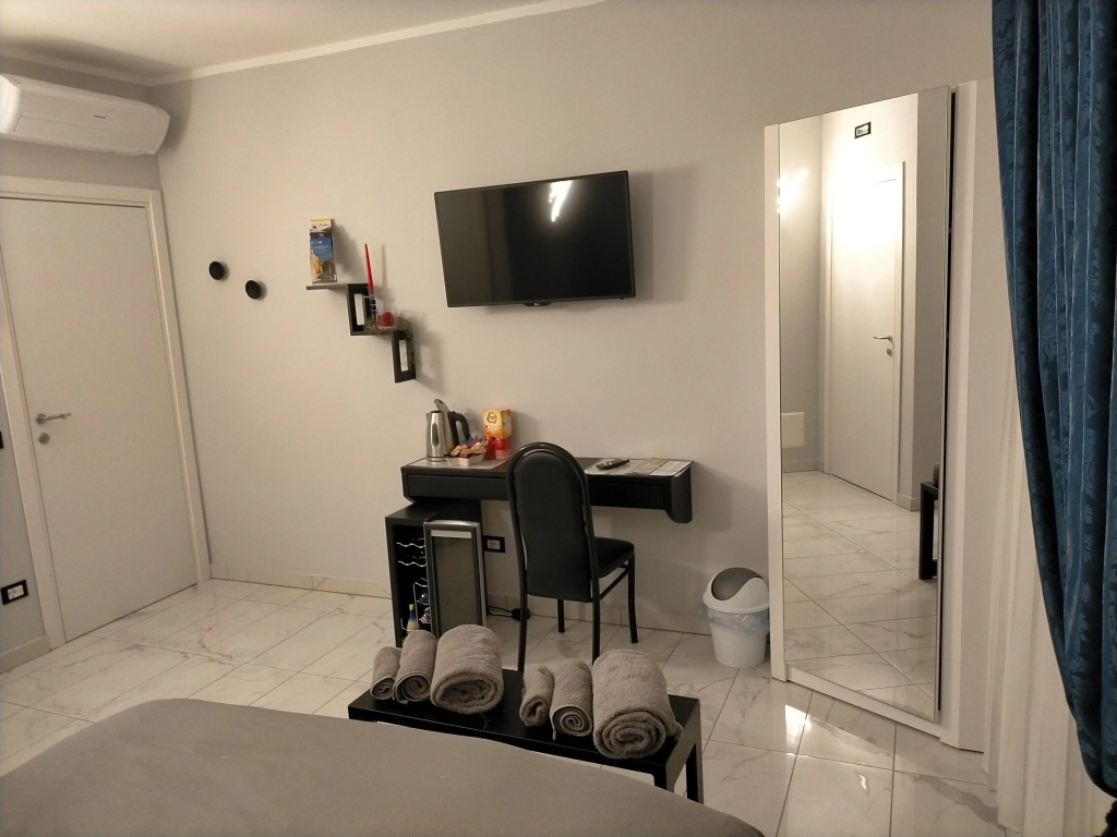 Flats4rent Mameli 140