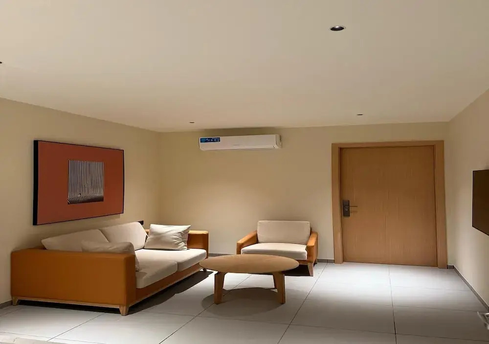 Ixoras Suite