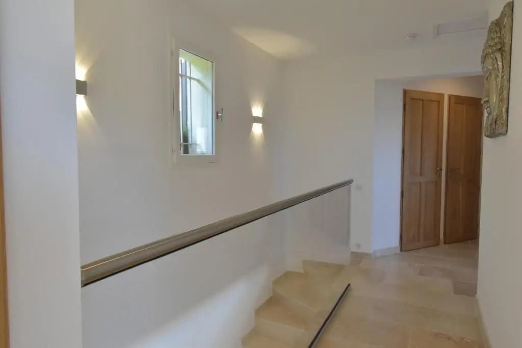 Ferienhaus Lei Sambro, familienfreundlich, Pool und toller Meerblick, ruhig gelegen by Riviera HomeLife