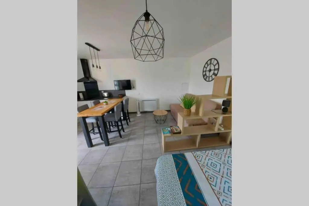 Location Studio Entre Garrigue Et Mer