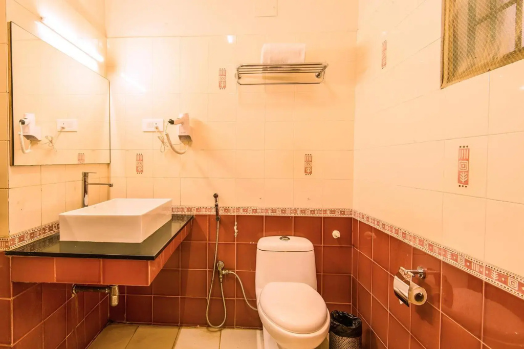 Blossoms Apart Hotel T Nagar