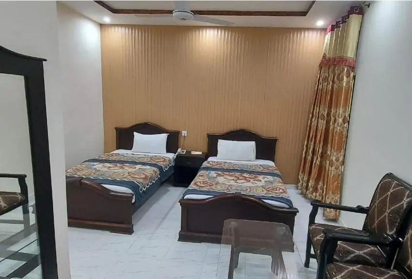 Family Guest House in Garden Town