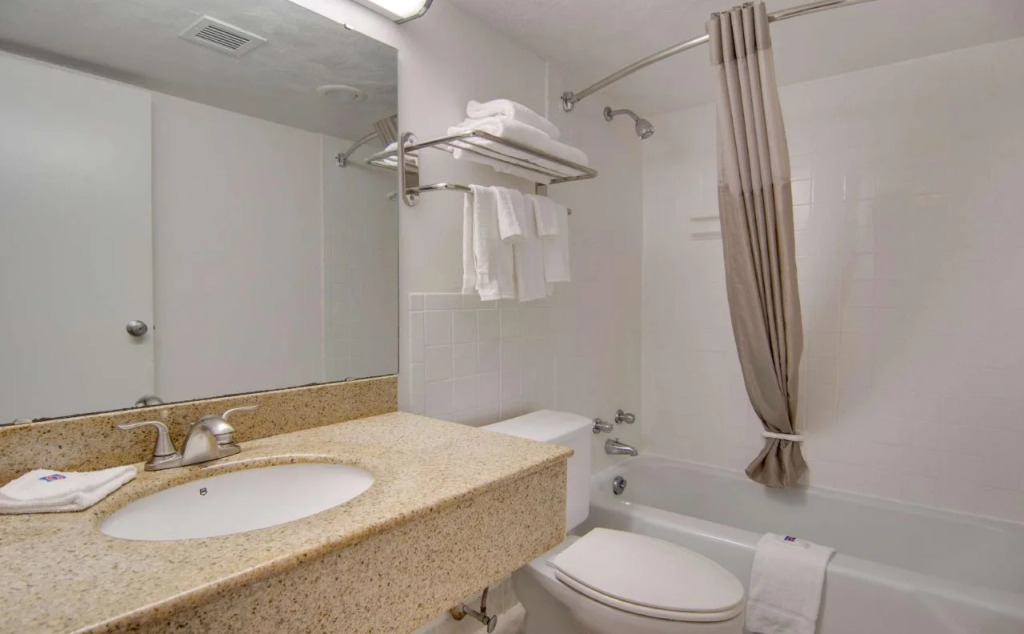 Studio 6 Suites Clarion, PA