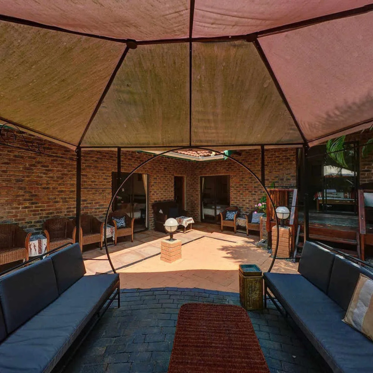 Bavaria Guest Lodge