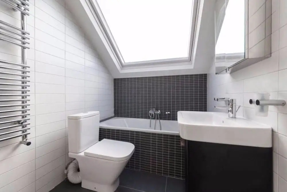 2 Bedroom Flat In North London