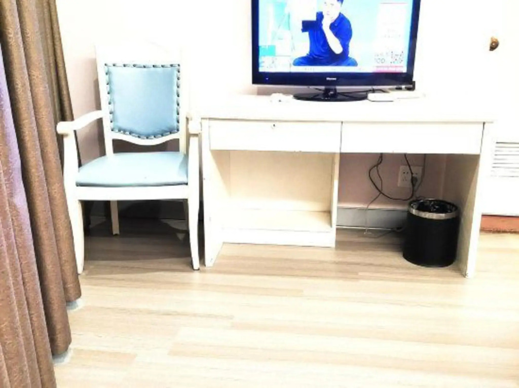 New Yuanding Business Hotel