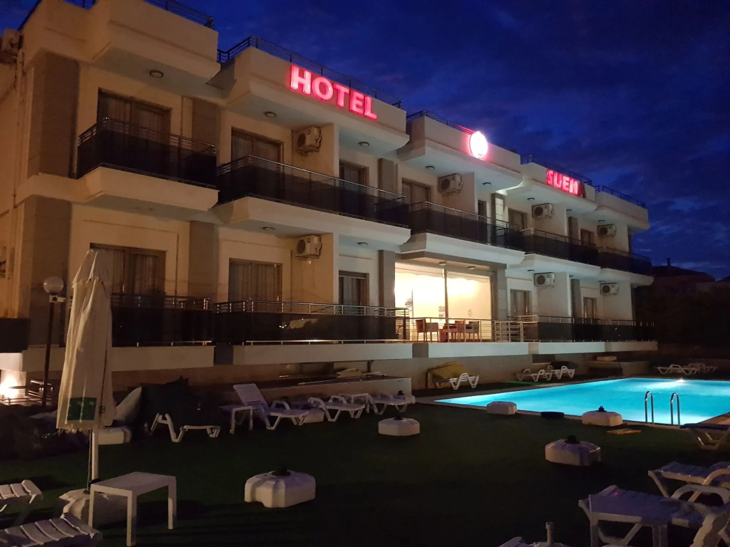 Suena Hotel