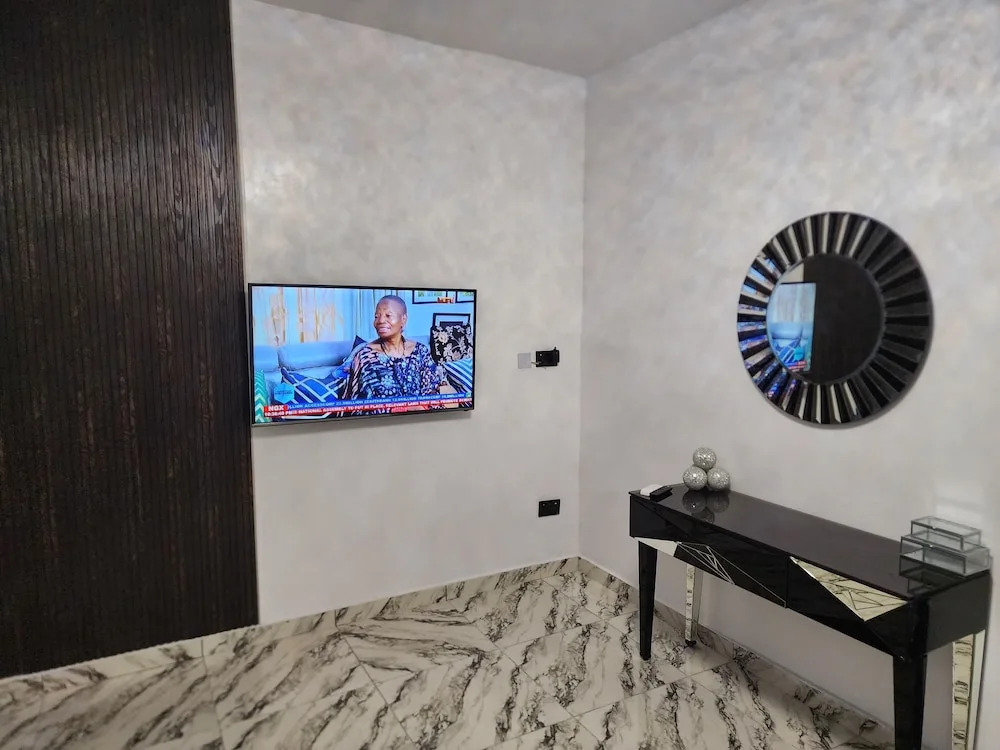 The Milton Apartment