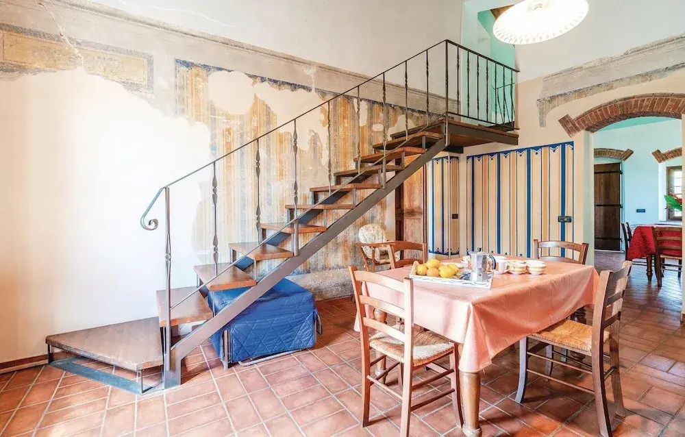 Amazing Apartment in Venturina LI With 2 Bedrooms, Wifi and Outdoor Swimming Pool