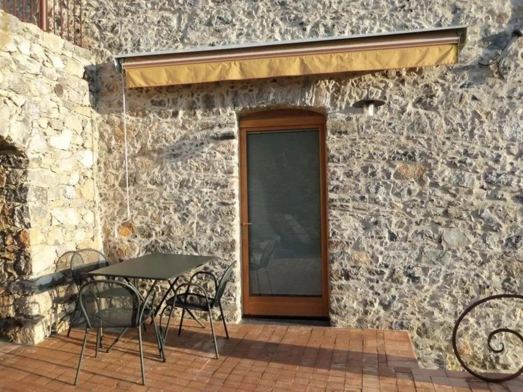 Ferienwohnung für 2-3 Personen in Natursteinhaus mit Terrasse
