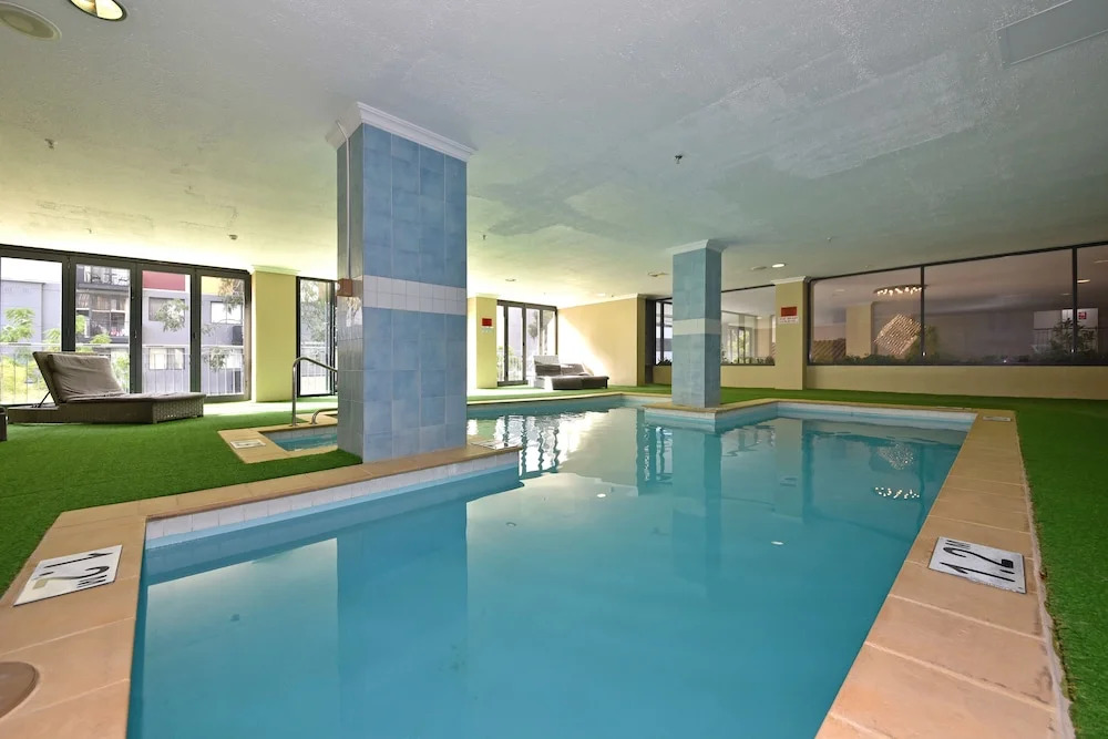 East Perth 2 x 1 Trendy Apartment