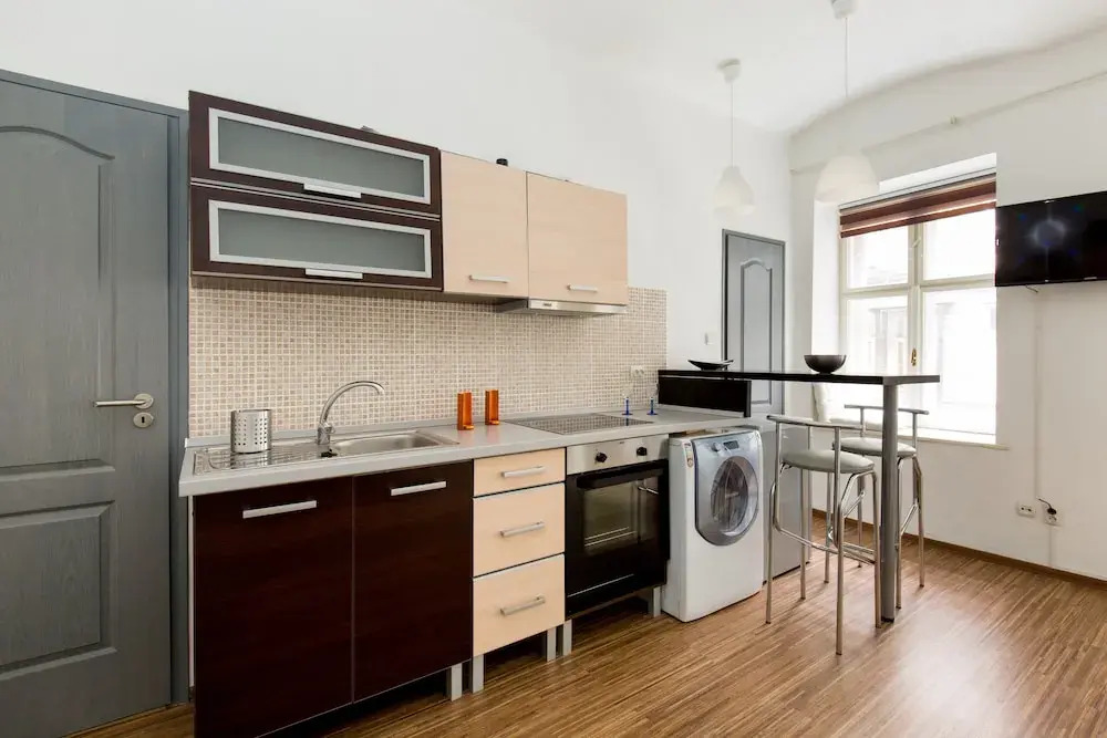 O 40 Apartment