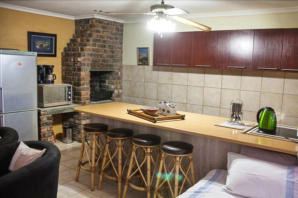 Pelican Place Guest Cottages