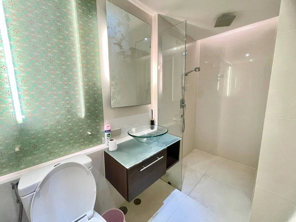 2 Bed Room Seaview -best Of Location A Pattaya Gem