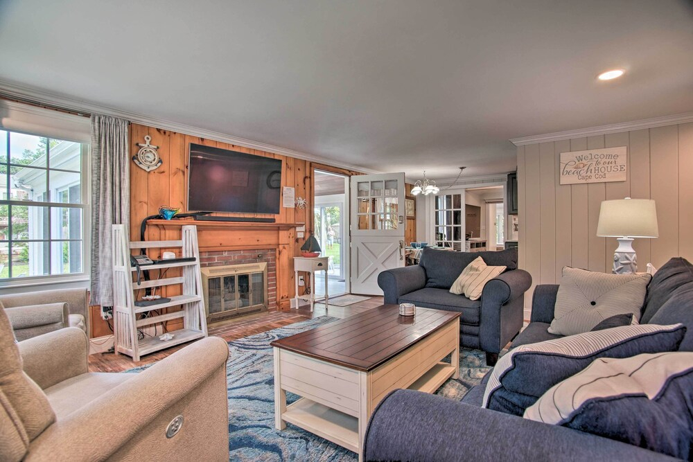 Walk to Beach: Home w/ Grill in South Yarmouth