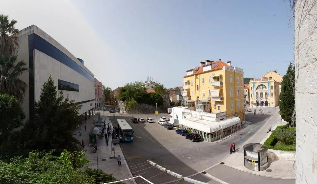 Gianina Apartment