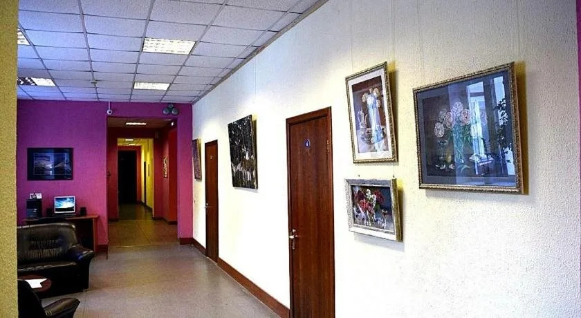 Bor na Volge Hostel