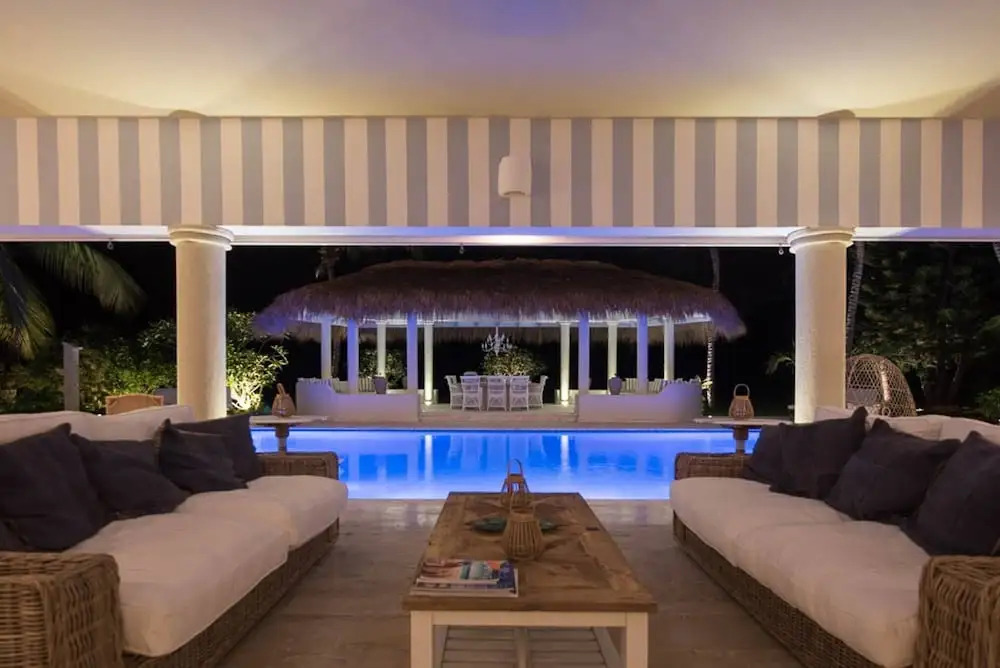 7 Bedrooms Luxury Colonial Villa Complete New 2017