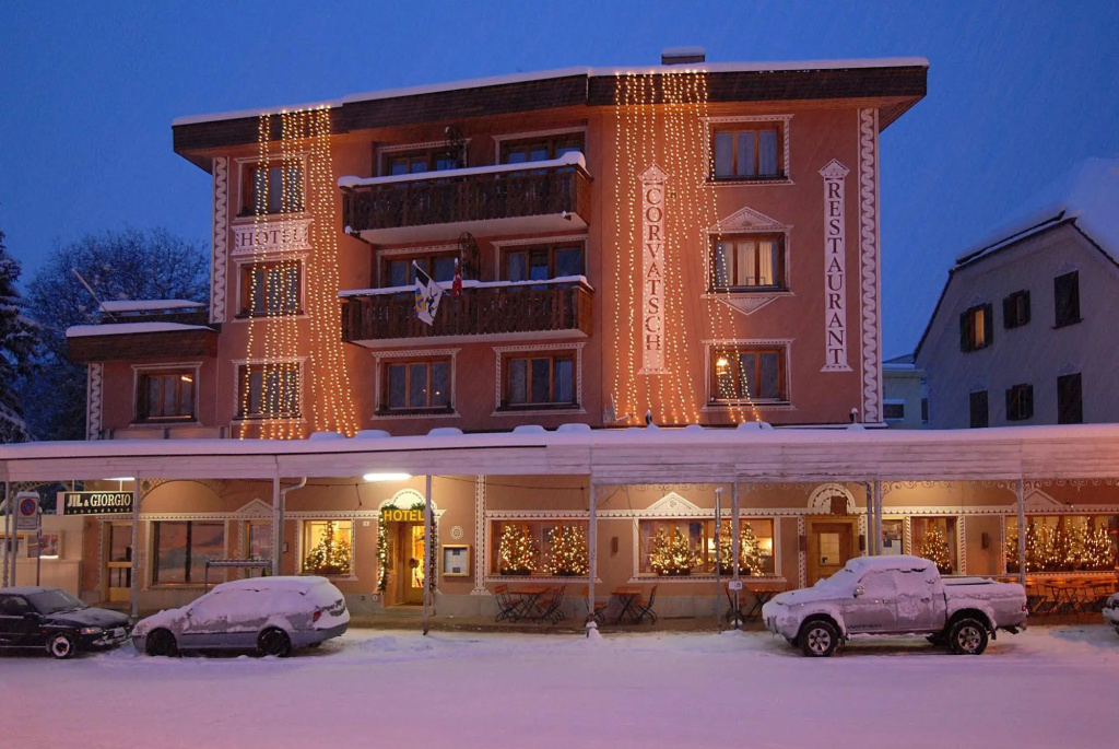 Hotel Corvatsch - Web Check-in