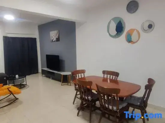 Newly renovated 3 bedroom unit near Kepong MRT station