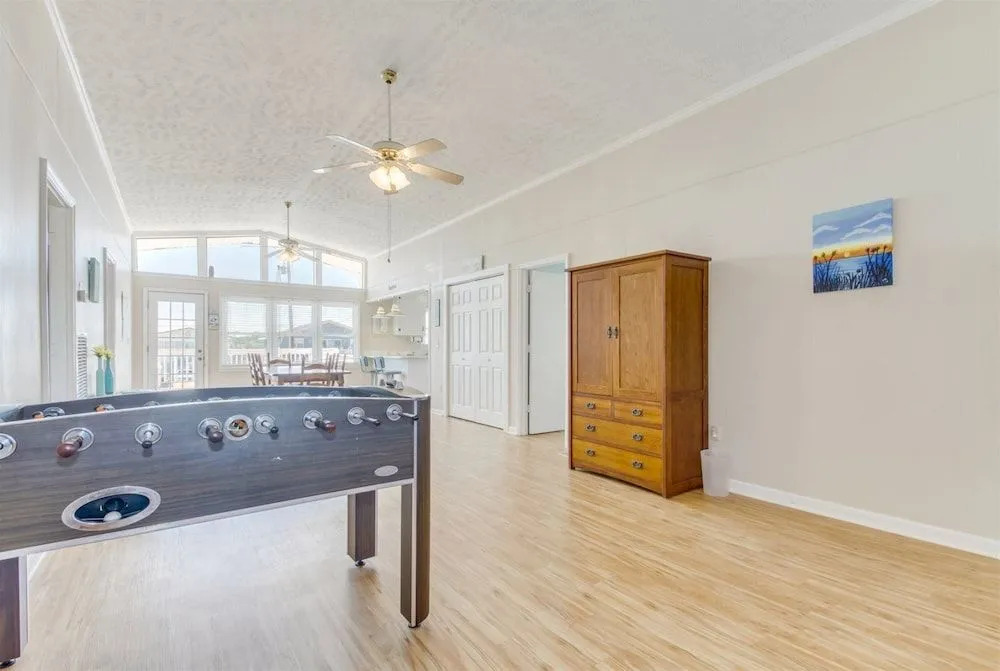Garden City Beach House Escape!