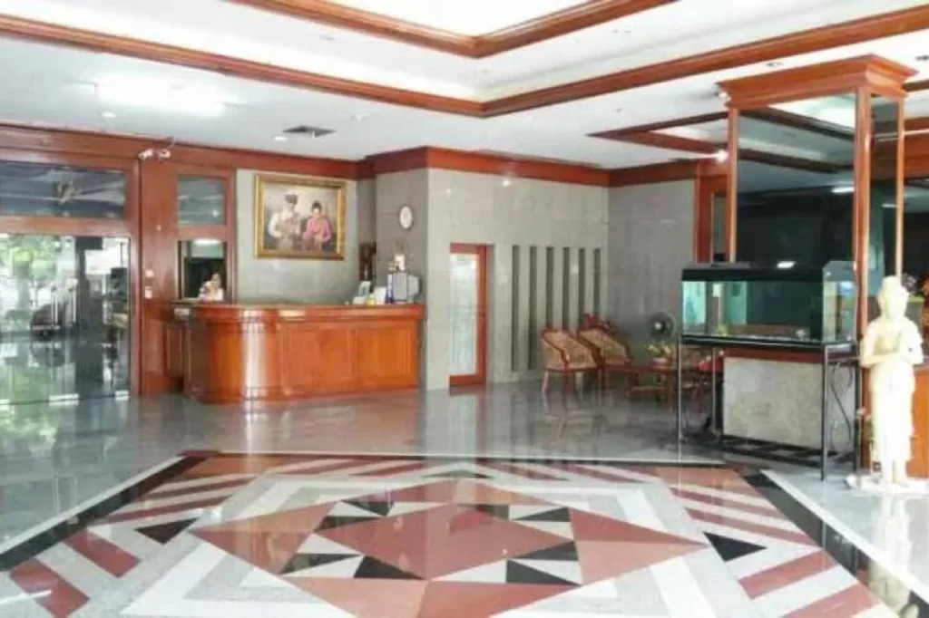 Poonchock Mansion