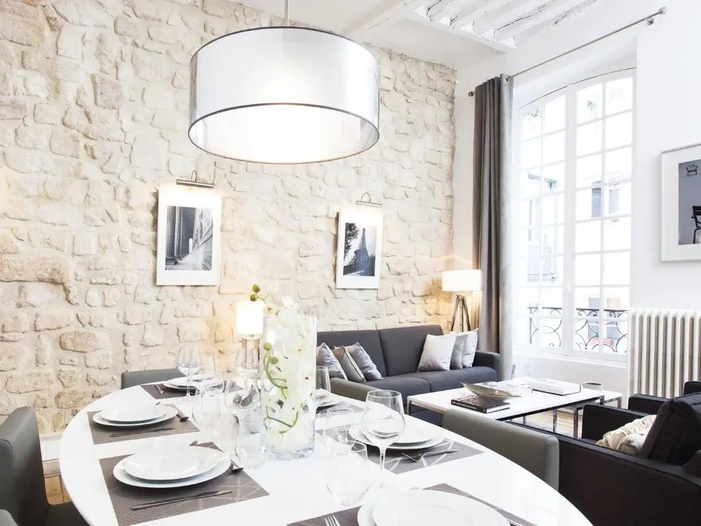 LivinParis - Luxury 2 Bedrooms Le Marais I