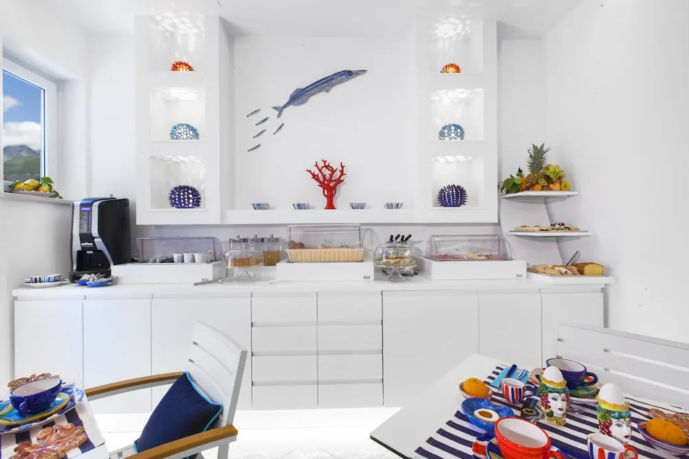 YourHome - Sersale Suites