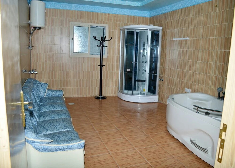 Omseyat Al Sharq Furnished Units 3