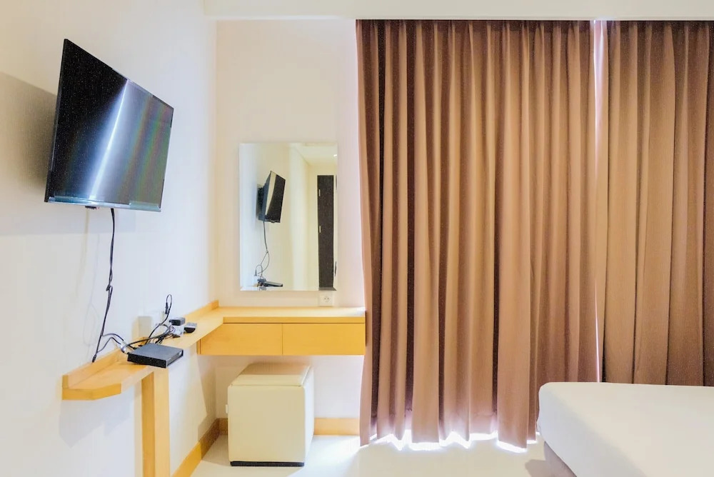 Big Size with City View @ 3BR Lexington Apartment