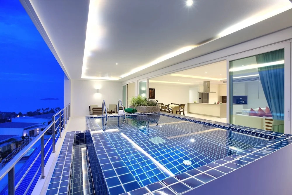 Serene Penthouse