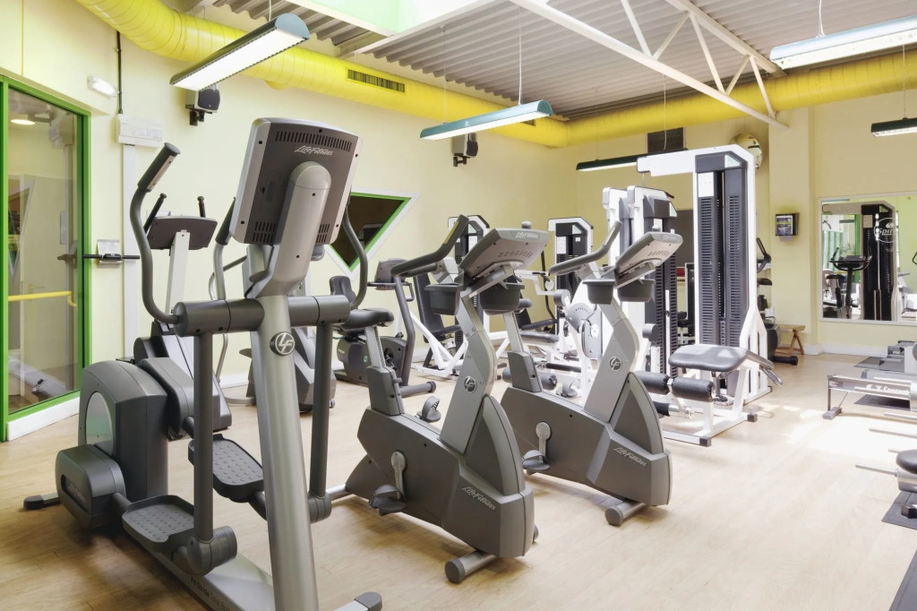 Holiday Inn Stoke on Trent M6 Jct15 by IHG