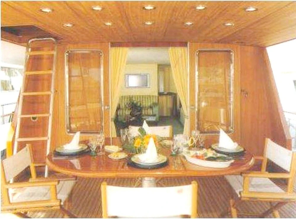 Property With 4 Bedrooms in Rome, With Wonderful Lake View, Furnished