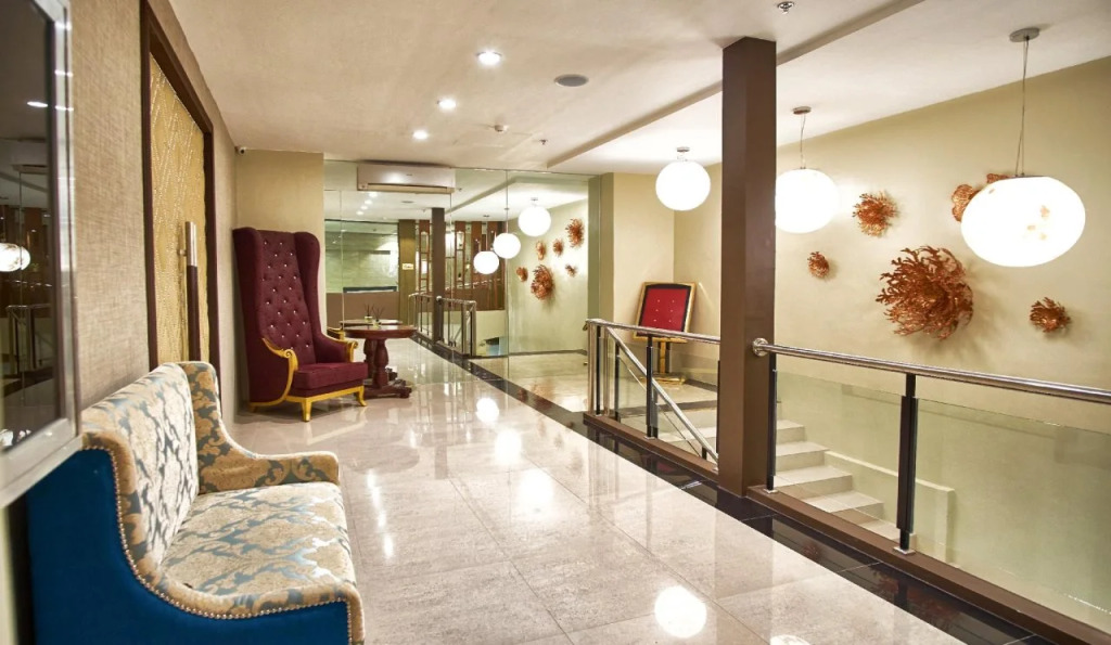 J7 Hotel