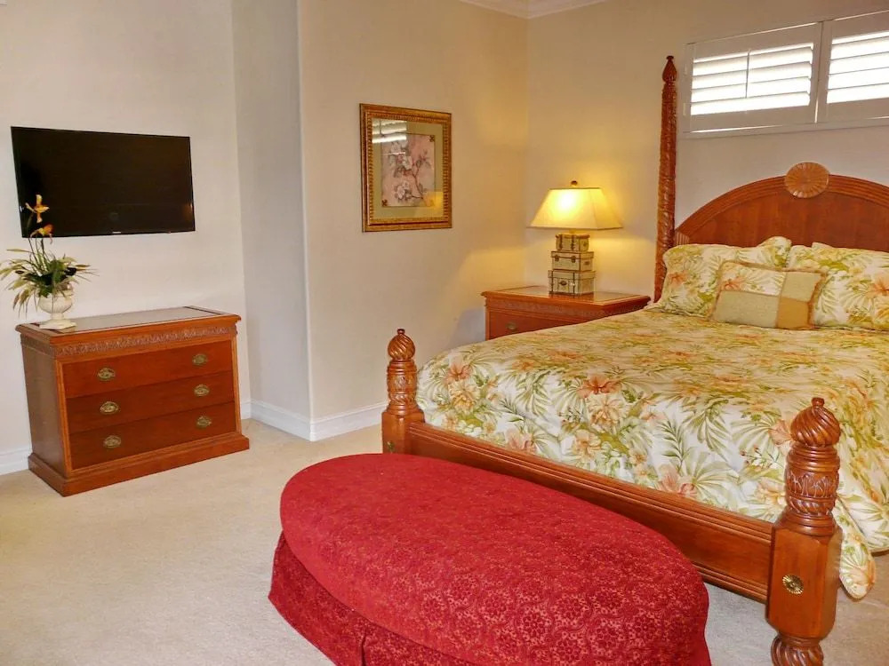 Pet-friendly waterfront home near beach with pool