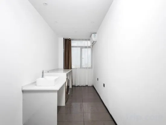 City Comfort Inn Hotel (Lingao Shopping Plaza)