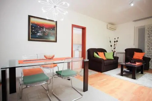 Bonus Apartments