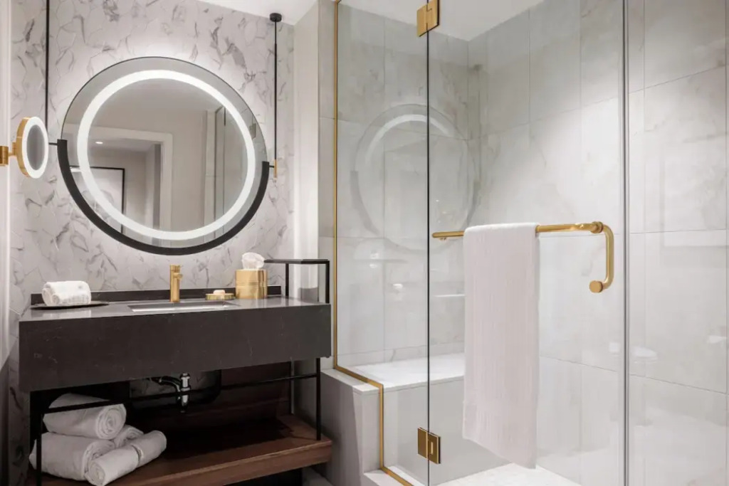 Harrahs New Orleans Hotel & Casino - A Caesars Rewards Destination