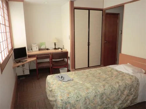 Kozan Hotel